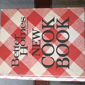 Vintage Better Homes and Gardens New Cookbook